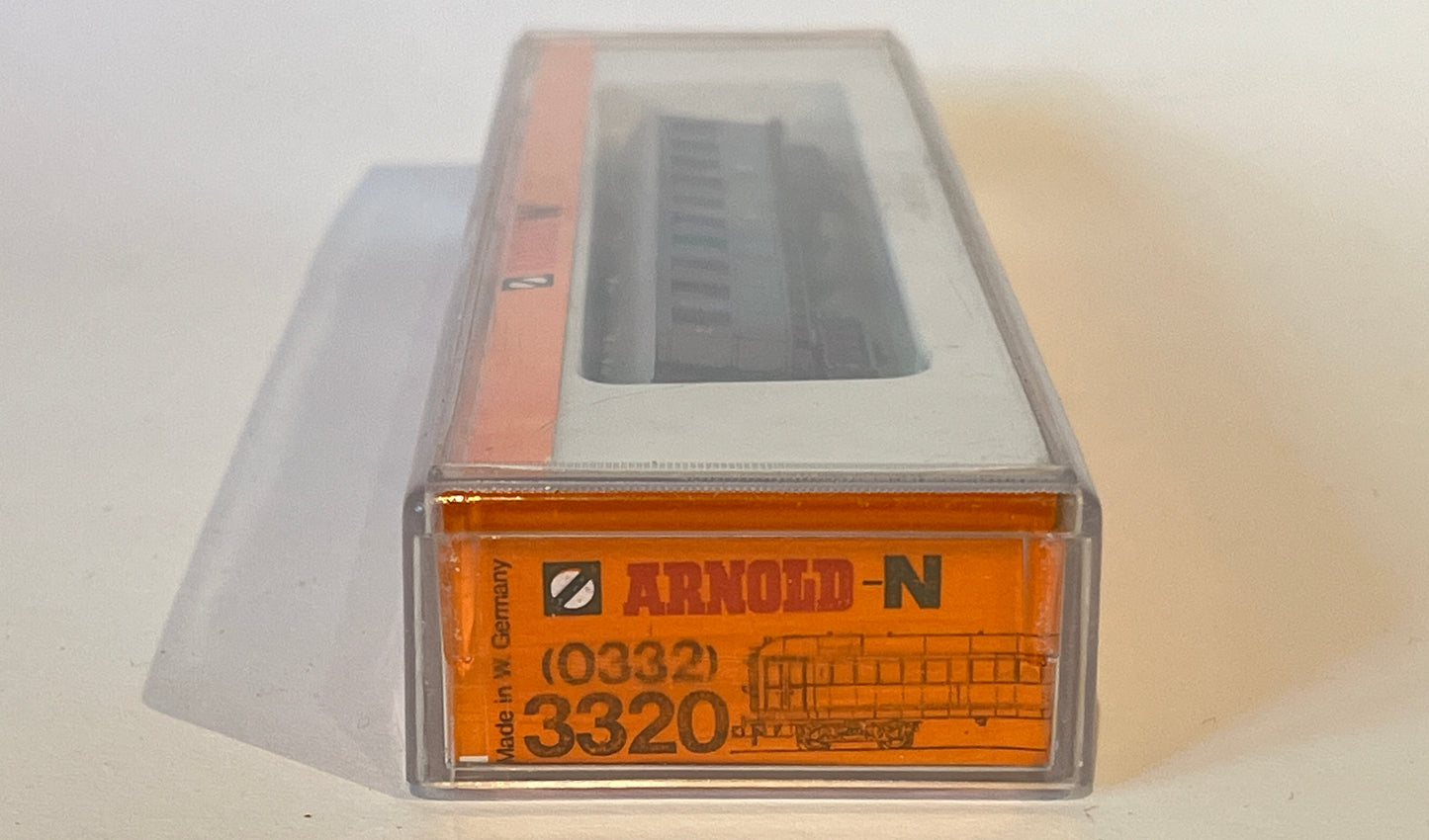 Arnold 3320