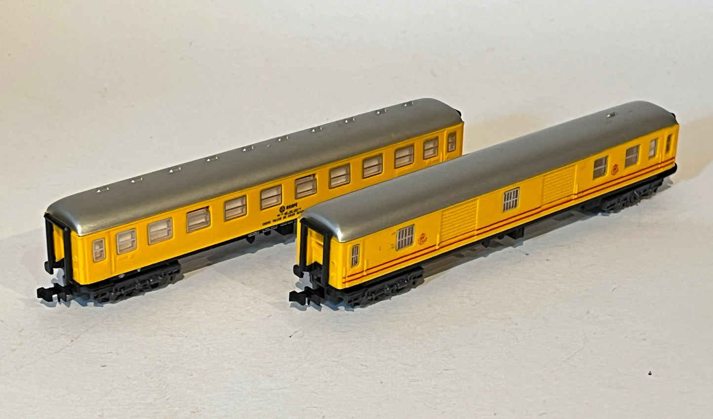 R019 Passenger Wagons
