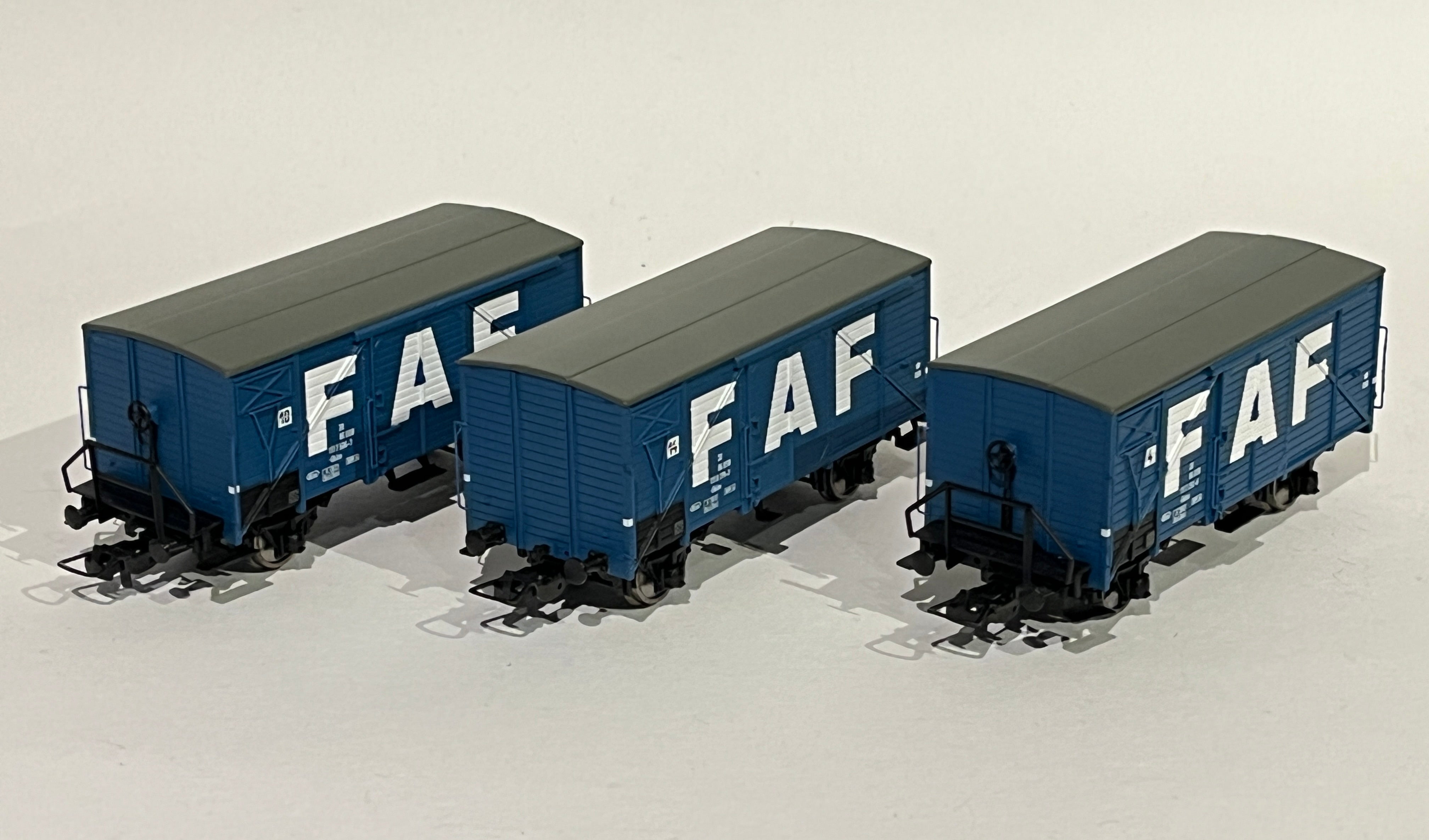 Hobbytrade 33003 – Model Train Shop