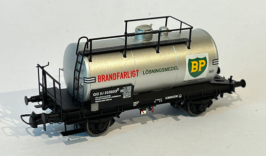 Dekas 871022